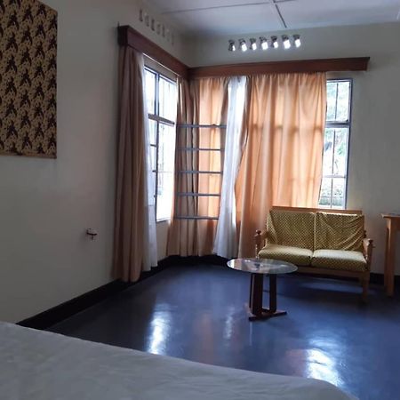 Maddy'S Kitchen And Accomodation Gisenyi Ngoại thất bức ảnh