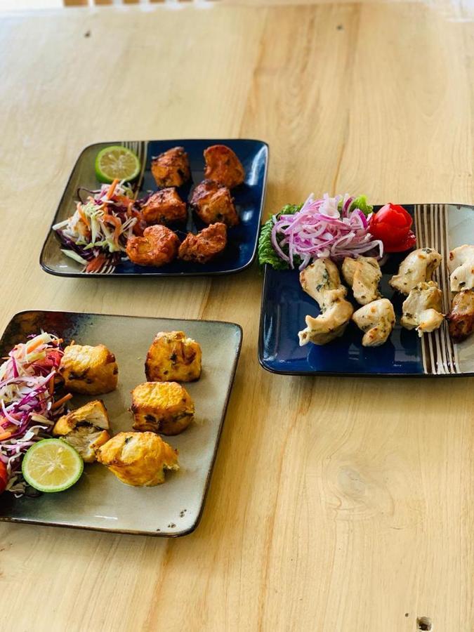 Maddy'S Kitchen And Accomodation Gisenyi Ngoại thất bức ảnh