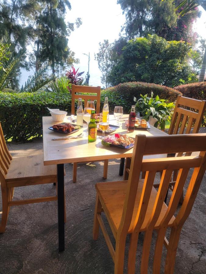Maddy'S Kitchen And Accomodation Gisenyi Ngoại thất bức ảnh